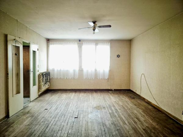 Maison Castor À RÉNOVER