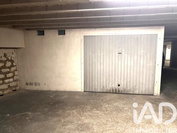 Parking à vendre 21 m² Paris 18