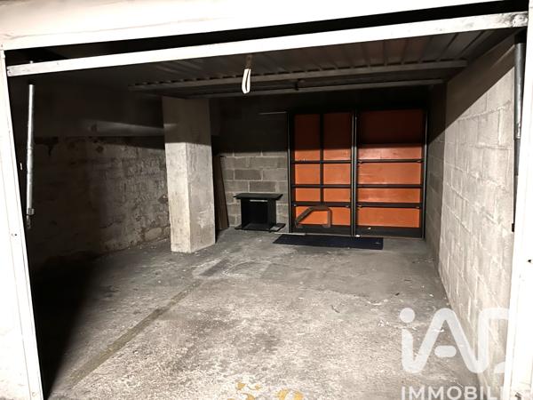 Parking à vendre 21 m² Paris 18