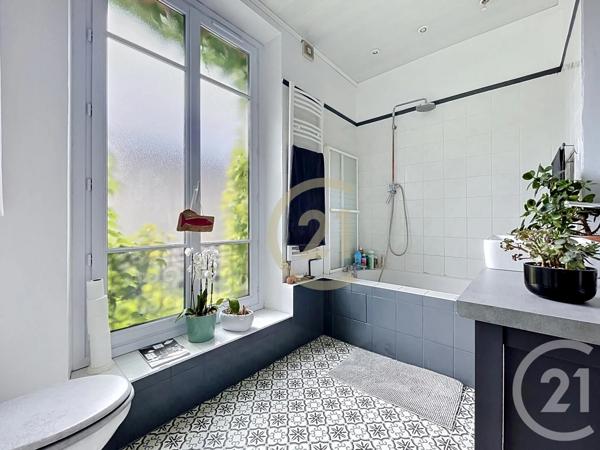 Maison à vendre  10 pièces - 302,30 m 2   FONTENAY LE FLEURY  - 78
