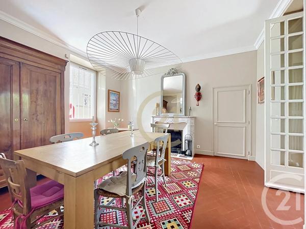 Maison à vendre  10 pièces - 302,30 m 2   FONTENAY LE FLEURY  - 78
