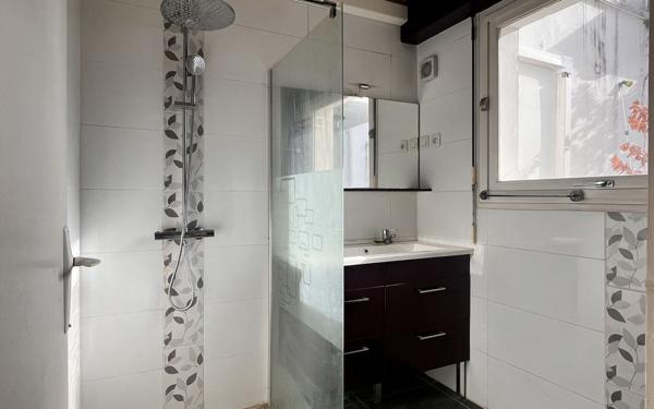 Maison à vendre    3 pièces •  Peyrehorade