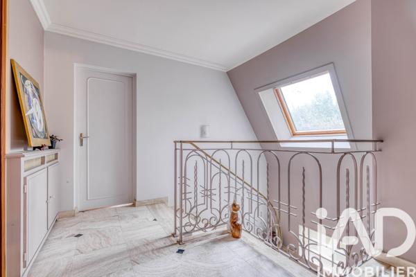 Maison à vendre 8 pièces 196 m² Chelles
