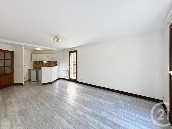 Appartement Studio à vendre  1 pièce - 34,70 m 2   ROMORANTIN LANTHENAY  - 41