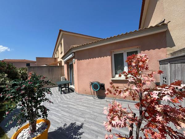 MINI VILLA type T2 avec terrasse et coin jardin, vue montagne et parc