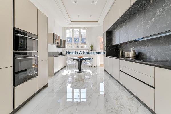 Appartement luxueux entièrement neuf avec climatisation