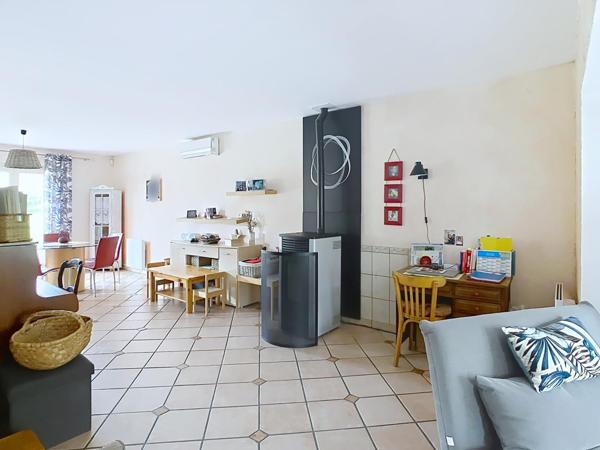 Maison individuelle sous sol total 3 chambres possibilite 4