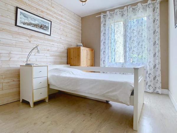 Maison individuelle sous sol total 3 chambres possibilite 4