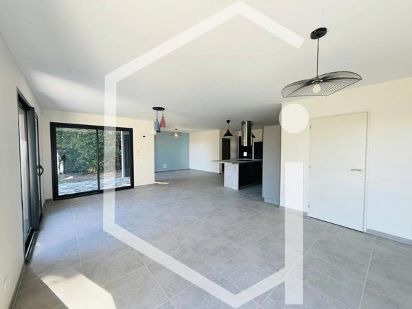 Maison contemporaine à 10 minutes de Cosne-sur-Loire