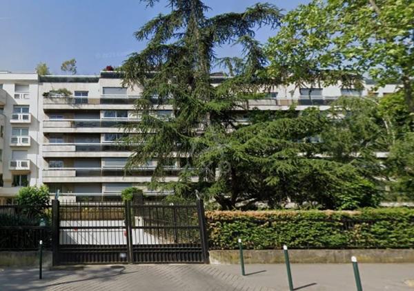 NEUILLY SUR SEINE/ APPARTEMENT FAMILIAL 3 CHAMBRES AVEC BALCON PARKING CAVE. SECTORISATION PASTEUR