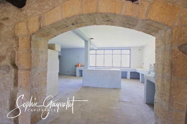 À VENDRE – BIEN D’EXCEPTION À L’HISTOIRE UNIQUE : MAS DES TEMPLIERS