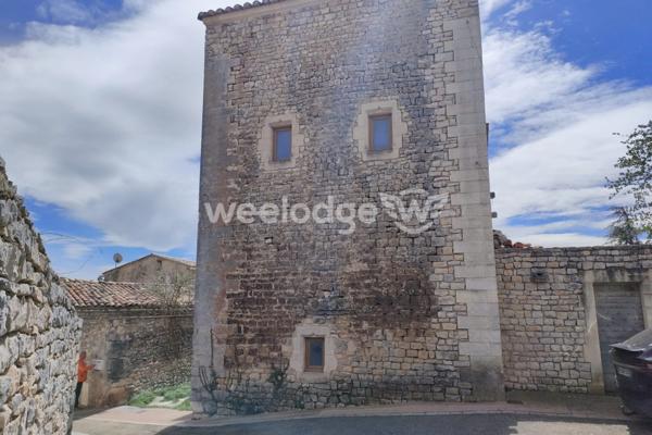 Maison à vendre 10 pièces de 260 m² à Saint-Christol