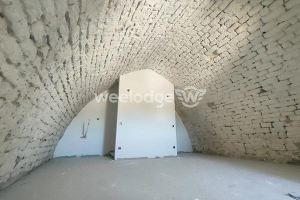 Maison à vendre 10 pièces de 260 m² à Saint-Christol