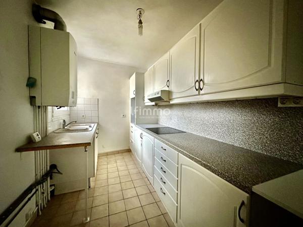 Villemomble- Appartement 2P 55m2 + Loggia 5m2-Cave et Parking