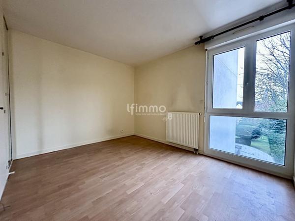 Villemomble- Appartement 2P 55m2 + Loggia 5m2-Cave et Parking