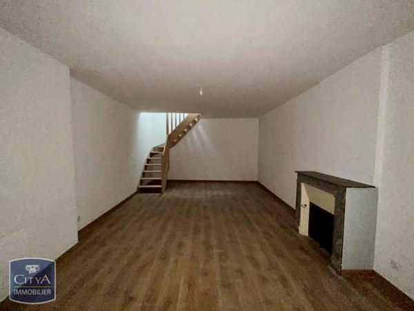 Appartement à louer 4 pièces 103.93m²