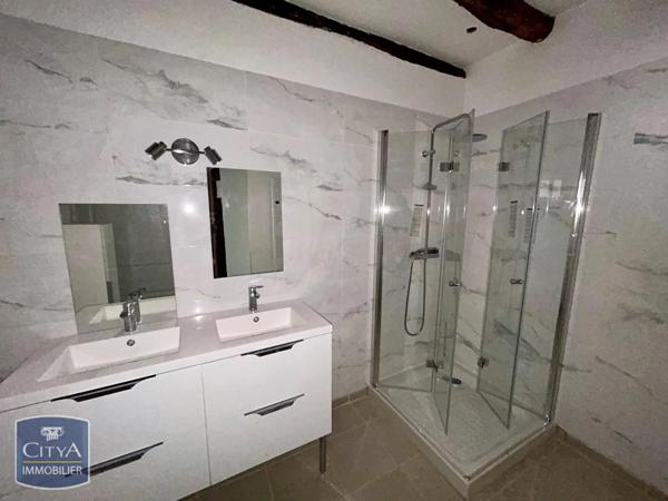 Appartement à louer 4 pièces 103.93m²