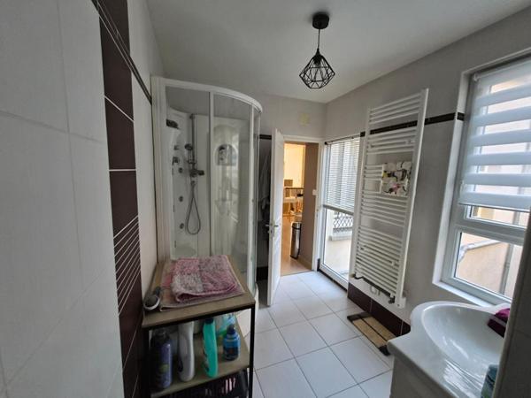 Appartement 2 pièces - 48 m² - Idéal tout à pied