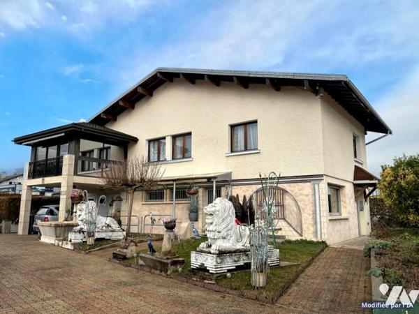 A VENDRE - MAISON A USAGE D'HABITATION ET ARTISANAL (professionnel ou commercial) - SH : 154 m2 -