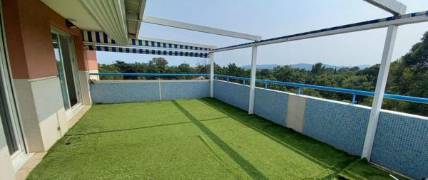 Appartement Fréjus 4 pièces dernier étage Terrasse de 39 M²