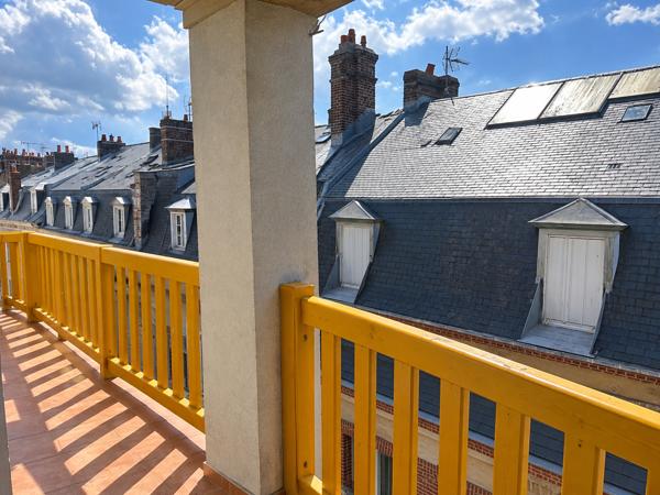 Appartement
         3 pièces
        - 60 m² Exclusivité 378 000 € *