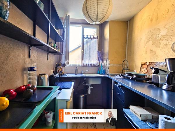 LOCAL COMMERCIAL DE 103 M² AVEC UN APPAREMENT :