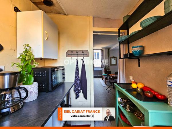 LOCAL COMMERCIAL DE 103 M² AVEC UN APPAREMENT :