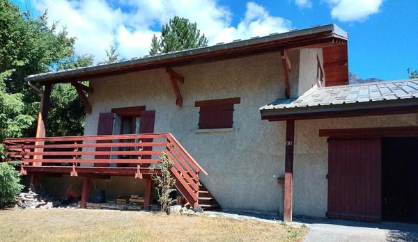 Maison avec terrain à 5mn de jausiers et 10 mn de Barcelonnette