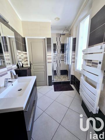 Appartement à vendre 3 pièces 80 m² Cuges-les-Pins