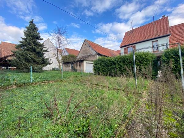 3%COM. Maison à rénover avec dépendances et jardin sur 7,32 ares Minversheim (67270)