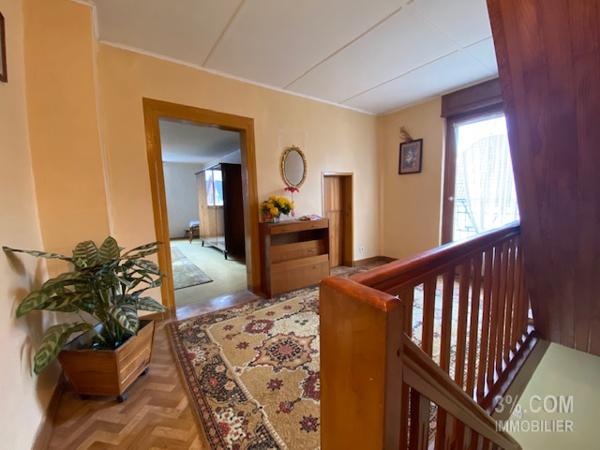 3%COM. Maison à rénover avec dépendances et jardin sur 7,32 ares Minversheim (67270)