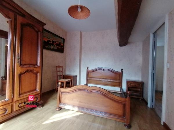 LA FERTE MACE (61600) Maison 3 pièces, 2 chambres , 67 m2 environ . Prix 70 000 honoraires  7,69% inclus à la charge de l'acquéreur, soit 65 000  hors honoraires