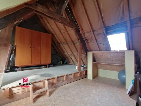 LA FERTE MACE (61600) Maison 3 pièces, 2 chambres , 67 m2 environ . Prix 70 000 honoraires  7,69% inclus à la charge de l'acquéreur, soit 65 000  hors honoraires