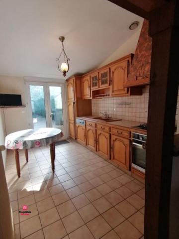 LA FERTE MACE (61600) Maison 3 pièces, 2 chambres , 67 m2 environ . Prix 70 000 honoraires  7,69% inclus à la charge de l'acquéreur, soit 65 000  hors honoraires
