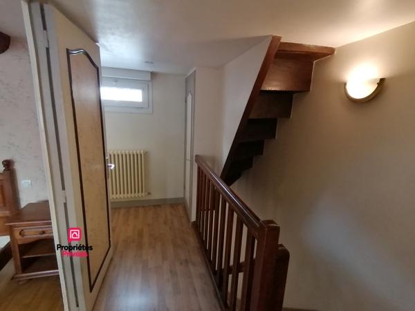 LA FERTE MACE (61600) Maison 3 pièces, 2 chambres , 67 m2 environ . Prix 70 000 honoraires  7,69% inclus à la charge de l'acquéreur, soit 65 000  hors honoraires