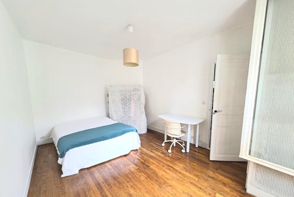 Appartement 2 pièces, calme sur cour - Place Voltaire