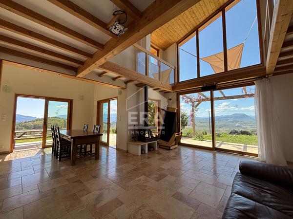 Maison Sisteron 4 pièce(s) de 110m2 plus dépendances