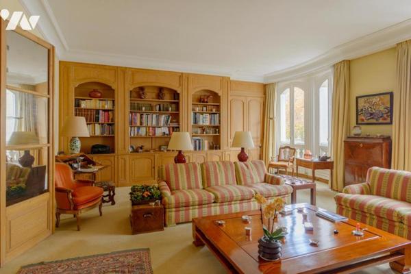 PARIS 17 / MONCEAU - PÉREIRE  - [VENTE NUE-PROPRIÉTÉ] APPARTEMENT BOURGEOIS 6 PIÈCES + CAVE