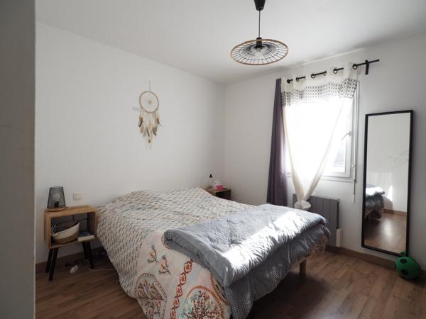 Agréable Maison 4 chambres sur beau terrain clos 1 300 m²