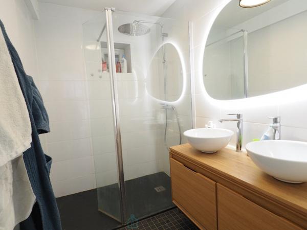 Agréable Maison 4 chambres sur beau terrain clos 1 300 m²