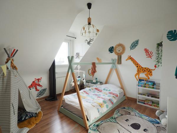 Agréable Maison 4 chambres sur beau terrain clos 1 300 m²