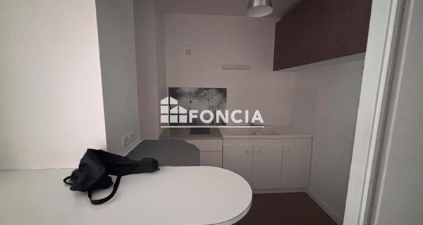 Location Studio 43.61 m² - Mantes-la-jolie 78200