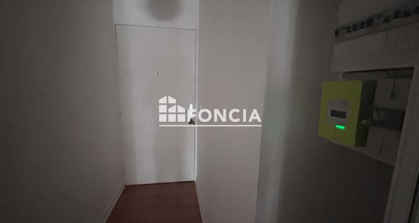 Location Studio 43.61 m² - Mantes-la-jolie 78200