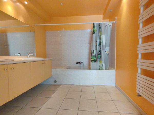 Ville La Grand T3 proche Gare