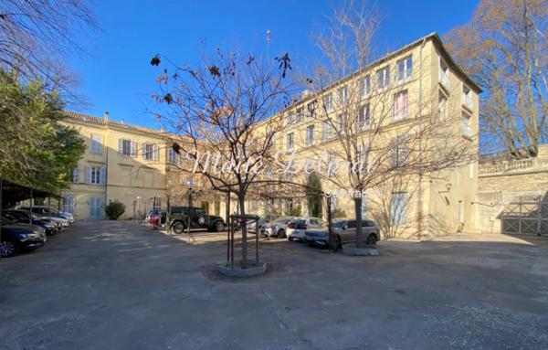 Appartement T2 – 59 m² Loi Carrez – Avignon Intra-Muros, quartier Vernet