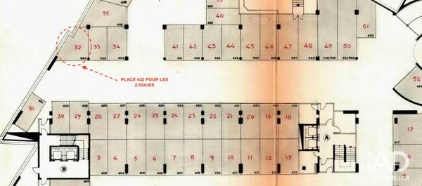 Location parking 11 m² Paris 8