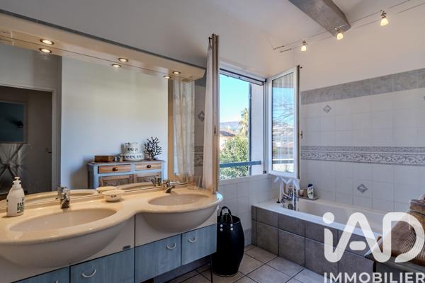 Maison à vendre 5 pièces 106 m² Grasse