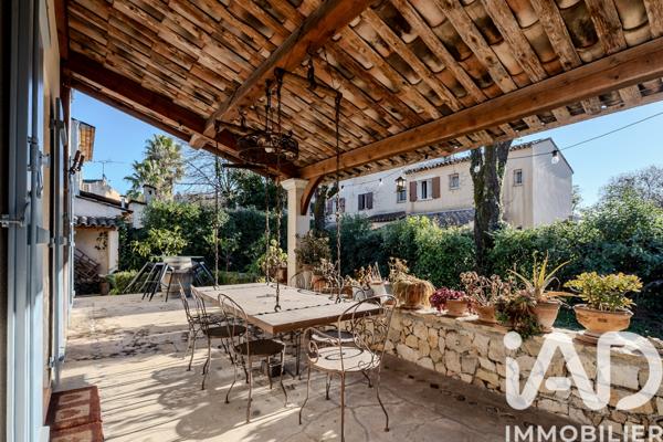 Maison à vendre 5 pièces 106 m² Grasse