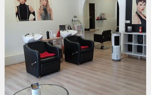 Vente Local commercial Salon de coiffure Sete