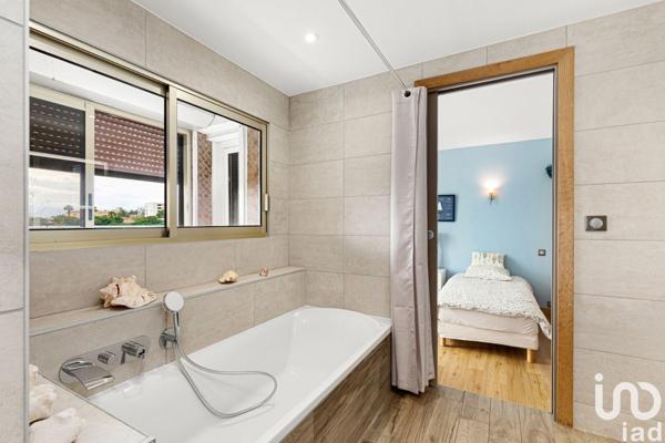 Appartement à vendre 4 pièces 90 m² Antibes